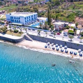 Hotel Tourist Thumbnail