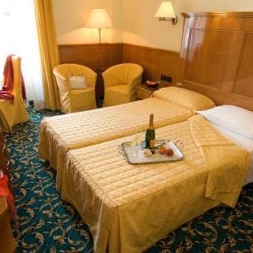 Hotel Cinque Giornate Thumbnail