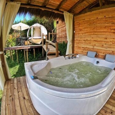 Levit Glamping - Hotel Frente al Embalse Guatapé Peñol
