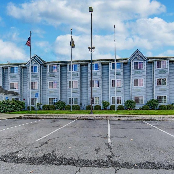 Motel 6 Sutherlin, OR - I-5