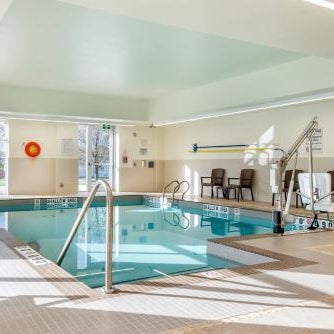 Comfort Inn & Suites Thumbnail