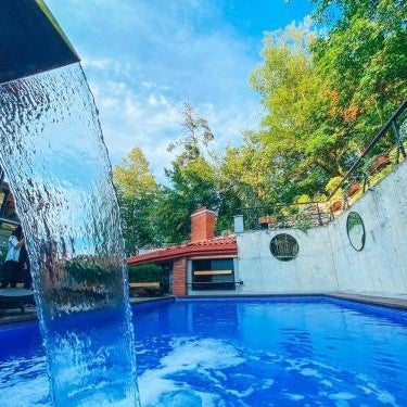 Seventeen Rooms Thumbnail