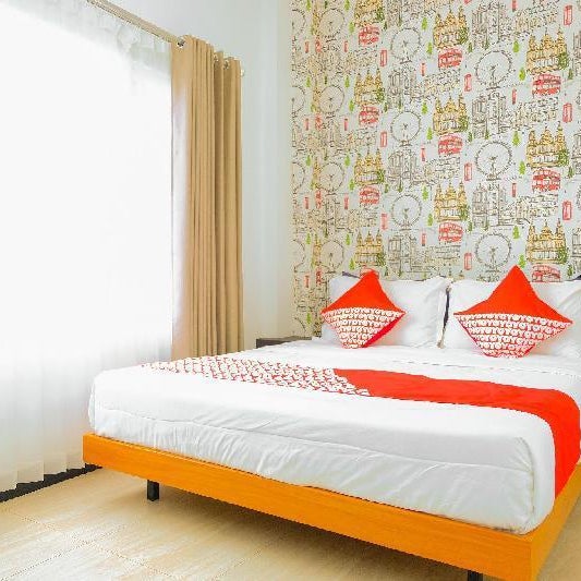 OYO 354 '32 Guest House