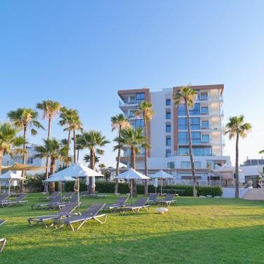 Leonardo Crystal Cove Hotel & Spa - Adults only Thumbnail