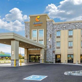 Comfort Suites Burlington near I-5 Thumbnail