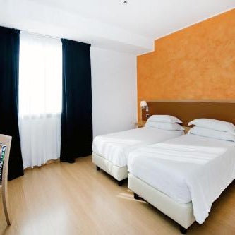 ibis Styles Roma Vintage Thumbnail