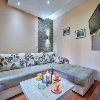 Apartman Aura