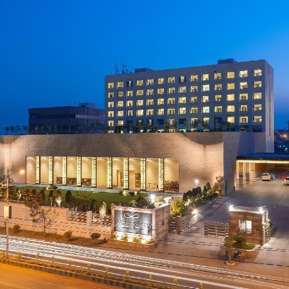 Balaji Sarovar Premiere Solapur