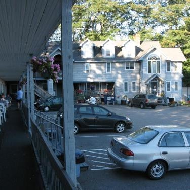 Dock House Inn Thumbnail