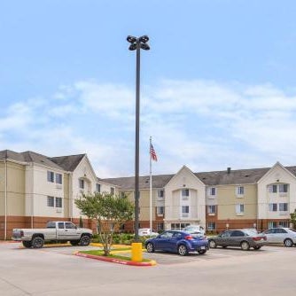 Candlewood Suites Beaumont Hotel By IHG Thumbnail