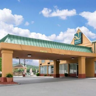 Quality Inn & Suites Horse Cave Thumbnail