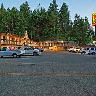 National 9 Inn - Placerville Thumbnail