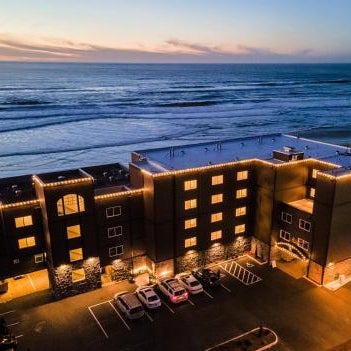 Starfish Manor Oceanfront Hotel Thumbnail