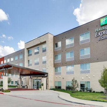 Holiday Inn Express & Suites Dallas NW - Farmers Branch By IHG Thumbnail