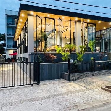 Level Up Hotel & Restaurant Thumbnail