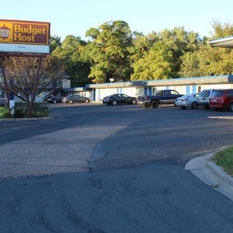 Budget Host Inn Fridley Thumbnail