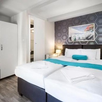 Hotel Mika Downtown