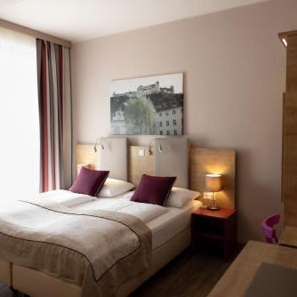 HOTEL max70 Thumbnail