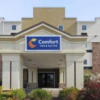 Comfort Inn & Suites Thumbnail