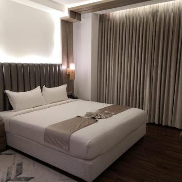 Grace Cox Smart Hotel Thumbnail