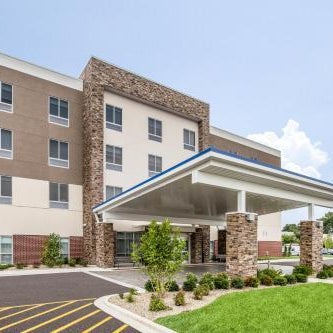 Holiday Inn Express And Suites Ottawa By IHG Thumbnail