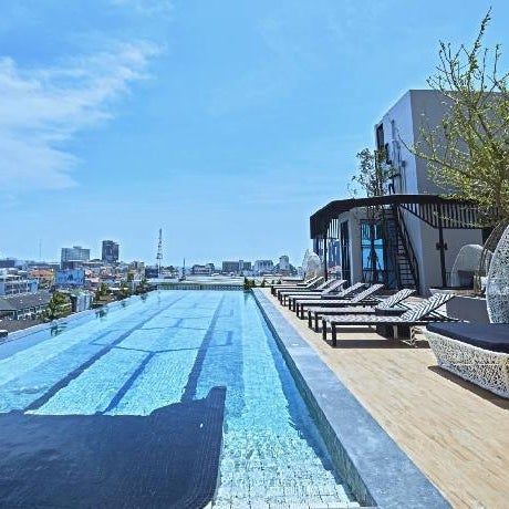 Chezzotel Pattaya Thumbnail