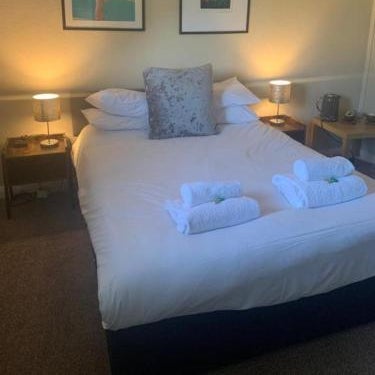The Red Lion & Cellar Room, Betchworth