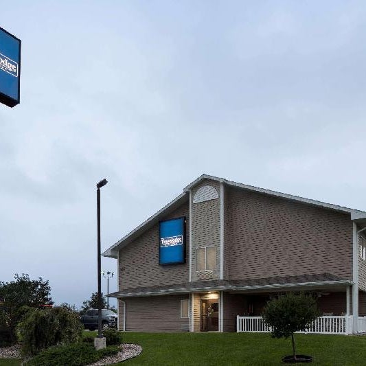 Travelodge by Wyndham Missouri Valley Thumbnail