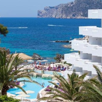 Fergus Style Cala Blanca Suites