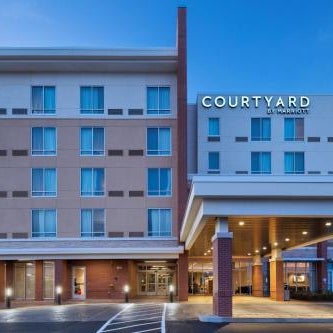 Courtyard by Marriott St. Louis Brentwood Thumbnail