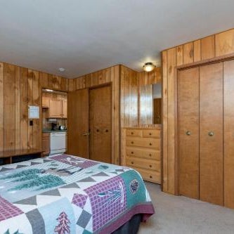 Hutchings Cabin & Apt. Thumbnail
