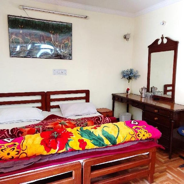 Goroomgo Naini R R Residency Mall Road Nainital Near Naina Devi Temple