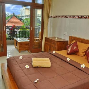 Mira Family Homestay Thumbnail