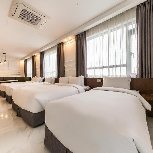 CS Premier Hotel Thumbnail