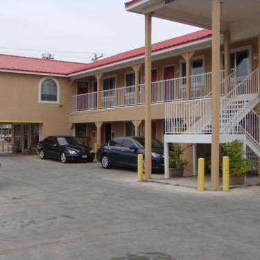 Eagle Pass Inn Thumbnail