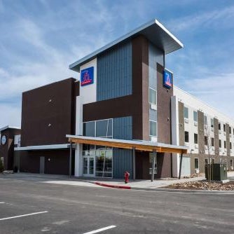 Studio 6-Mccarran, NV - Sparks - Tahoe - Reno Industrial Center Thumbnail