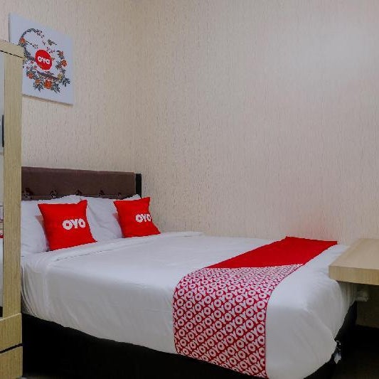 RedDoorz near Flyover Arjosari Malang