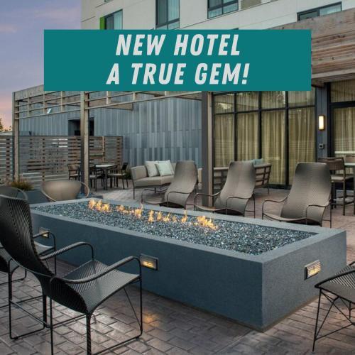 Courtyard by Marriott Portland East Thumbnail