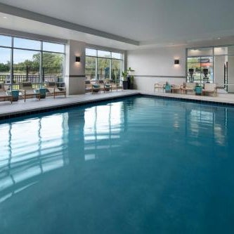 Hampton Inn By Hilton & Suites Teaneck/Glenpointe Thumbnail