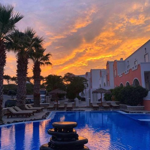 Villa Manos Hotel Thumbnail