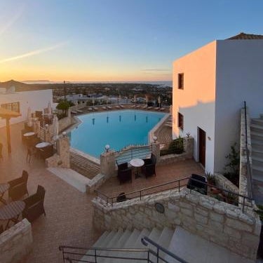 Amazones Village Suites