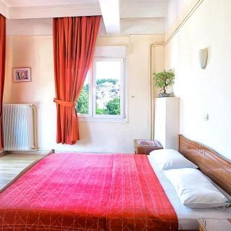 Keletron Hotel - Bike friendly hotel