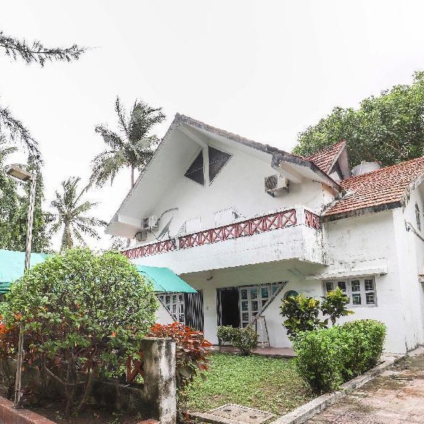Hotel O Nova Dumas Homestay