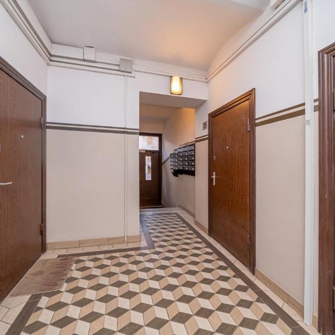 Stylish Latvian Classic 1-Bedroom Apartment Near City Center, Parks & Public Transport Links Thumbnail