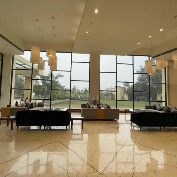 Parklane Resort