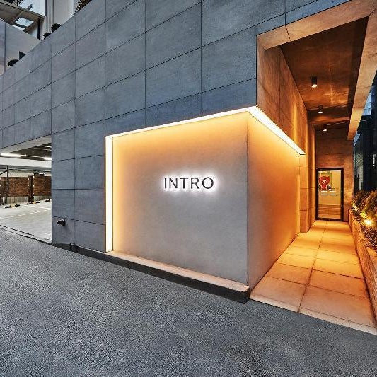 Hotel Intro
