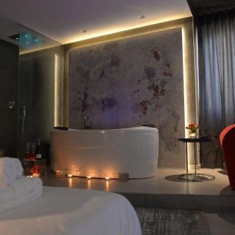 suite28