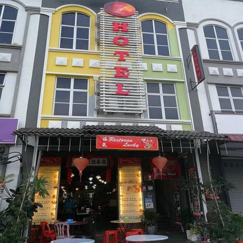 Lucky Hotel