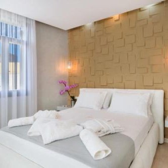Diamond Luxury Suites Thumbnail