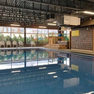 Super 8 by Wyndham Hearst ON